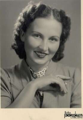Dujec Zaccaria, Angela (1913–2003)