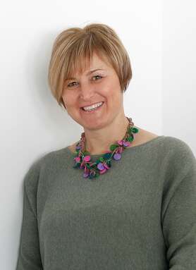 Cankar, Živa (1969–)